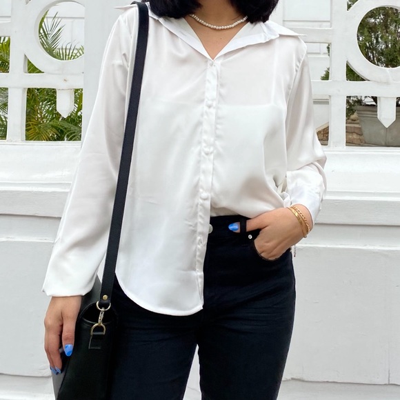 Silk blouse - Picture 3 of 3